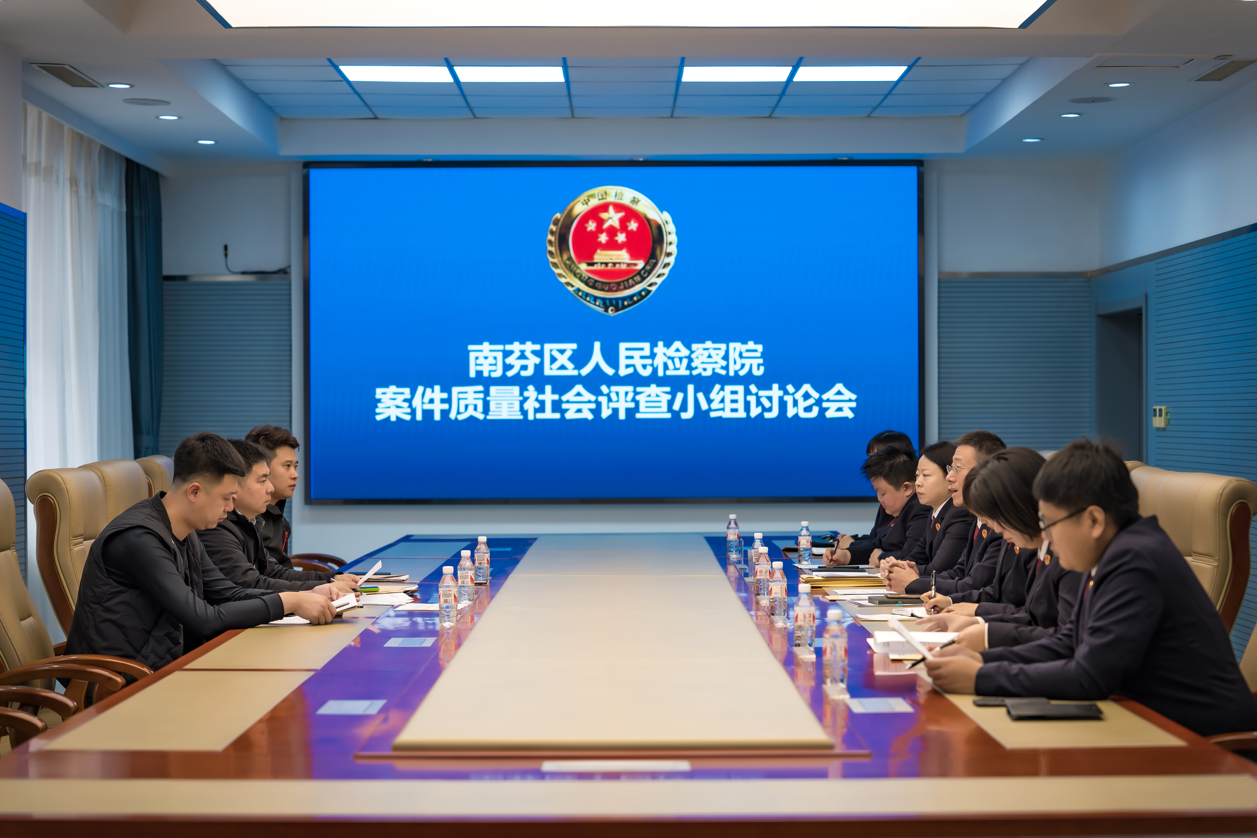 将案件晒在“阳光”下